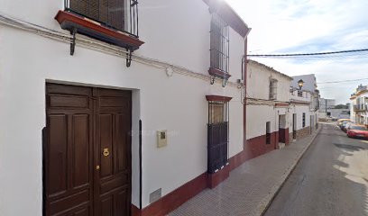 Residencia Ave Maria Lora del Río